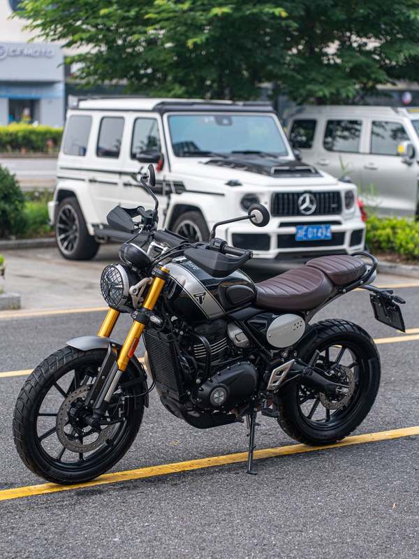 二手凯旋Scrambler 400 X