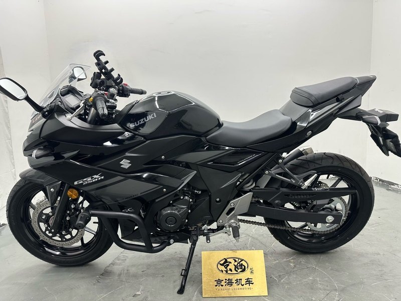二手豪爵铃木GSX250R