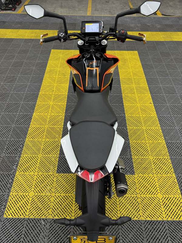 二手KTMR2R390 Duke