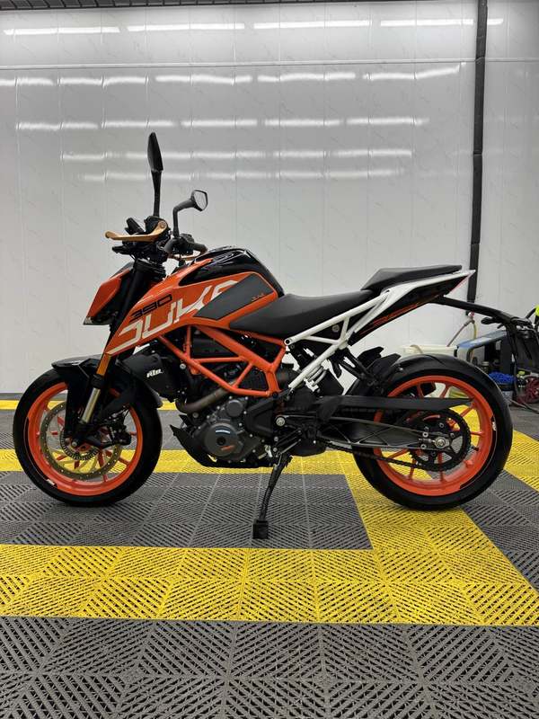 二手KTMR2R390 Duke
