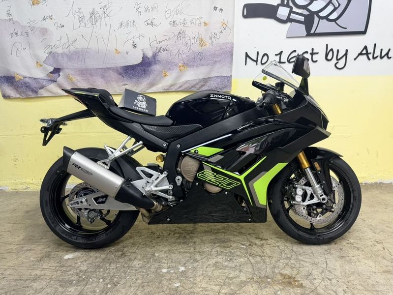 二手张雪机车820RR