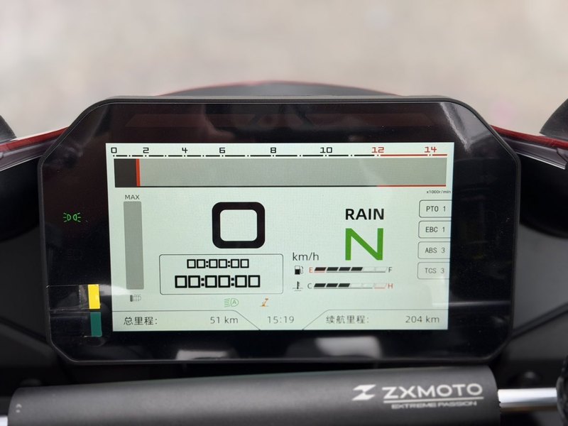二手张雪机车820RR