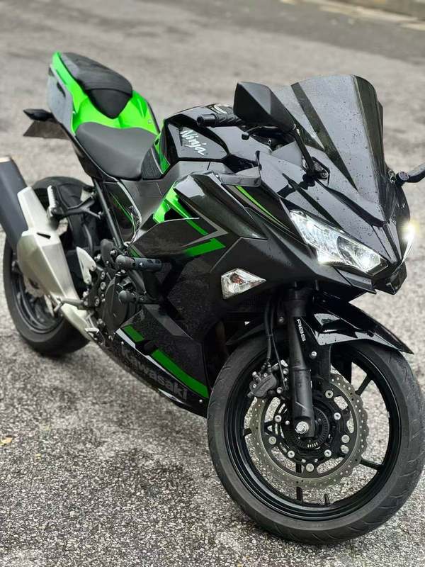 二手川崎Ninja 400