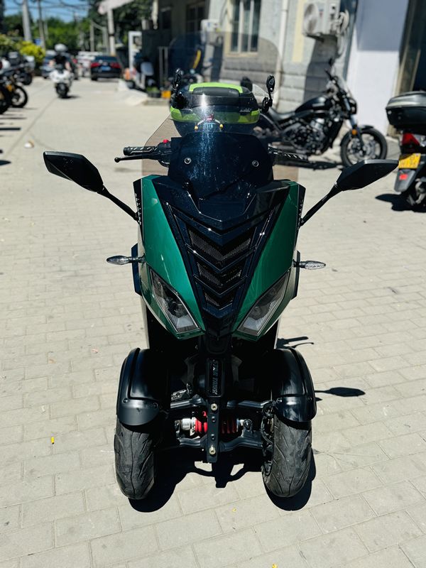 二手ADIVAAD7 150