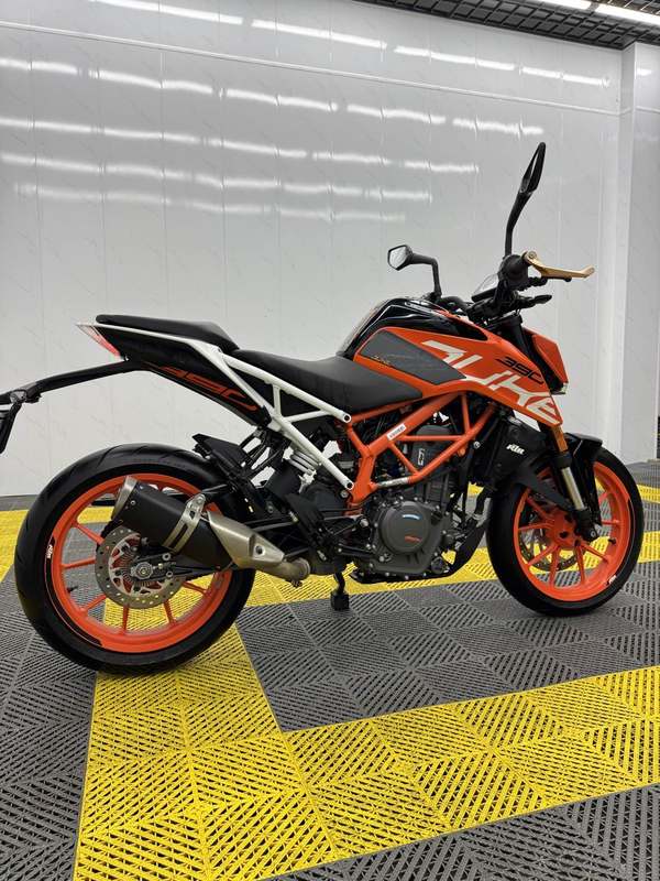 二手KTMR2R390 Duke
