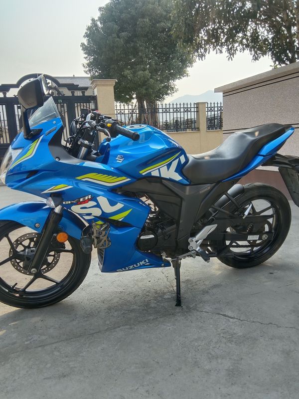 二手济南铃木极客飒 Gixxer 155
