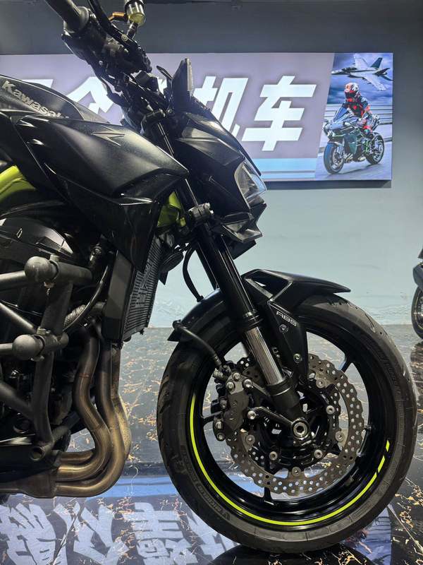 二手川崎Z900