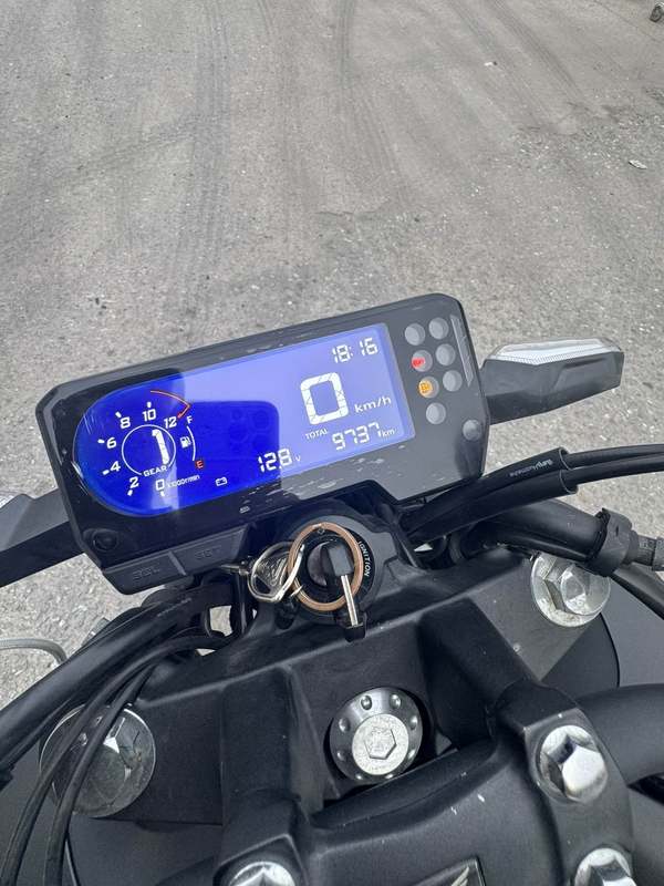 二手本田CB400F
