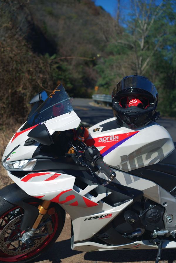 二手阿普利亚RSV4