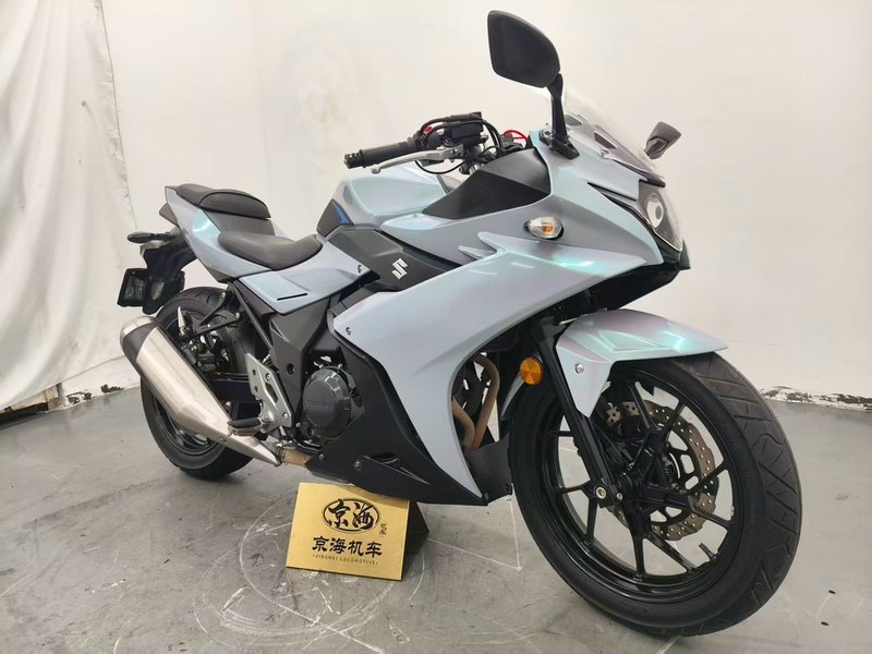 二手豪爵铃木GSX250R