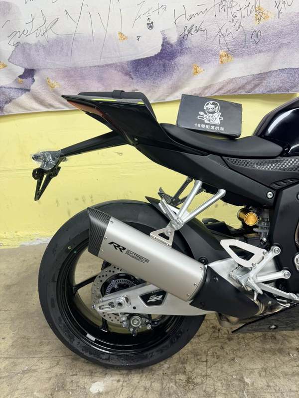 二手张雪机车820RR