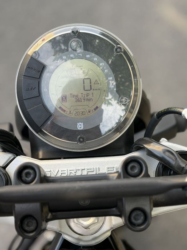 二手HUSQVARNA黑箭 401