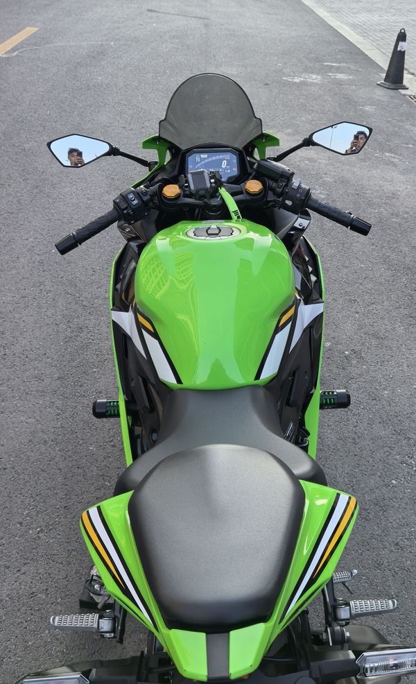 二手川崎ZX-4R