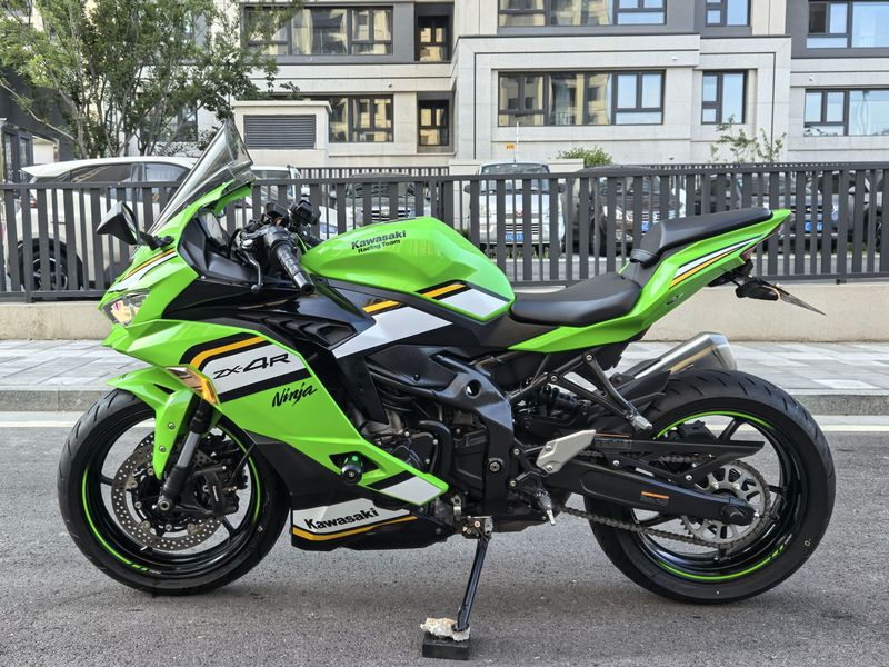 二手川崎ZX-4R