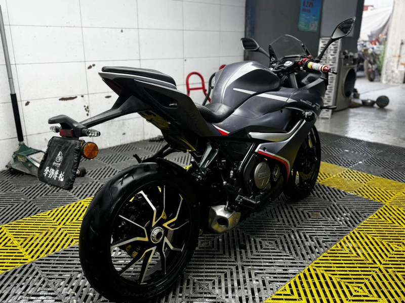 二手QJMOTOR赛250