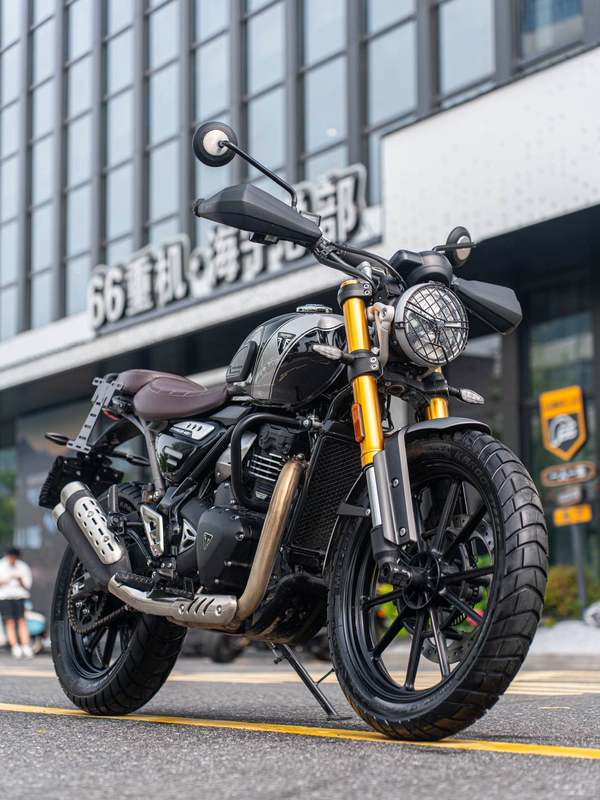 二手凯旋Scrambler 400 X