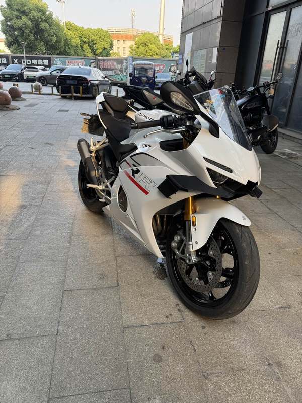 二手张雪机车500RR