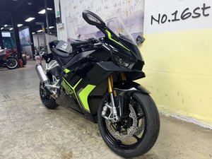 二手张雪机车820RR