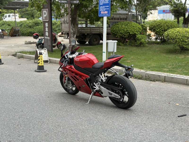 二手张雪机车820RR