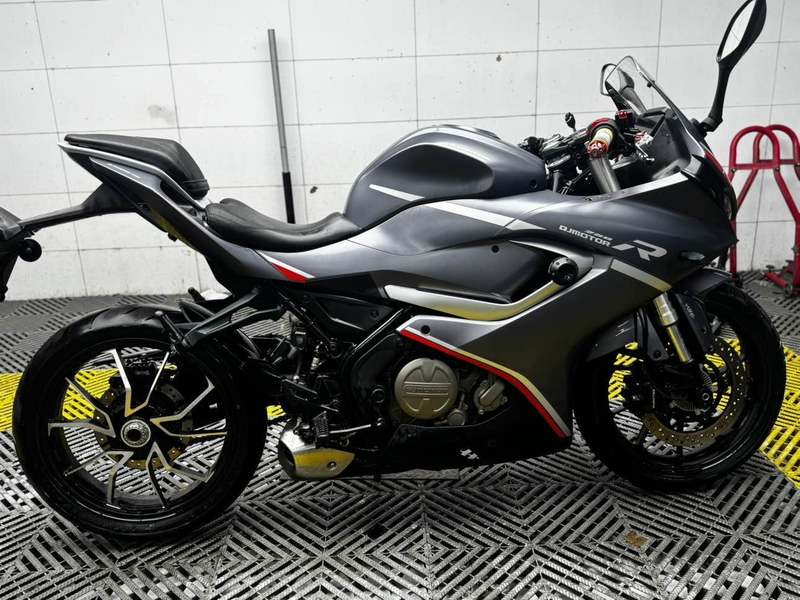二手QJMOTOR赛250