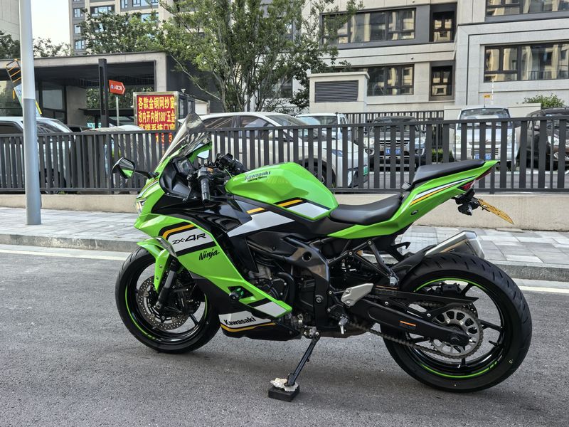 二手川崎ZX-4R