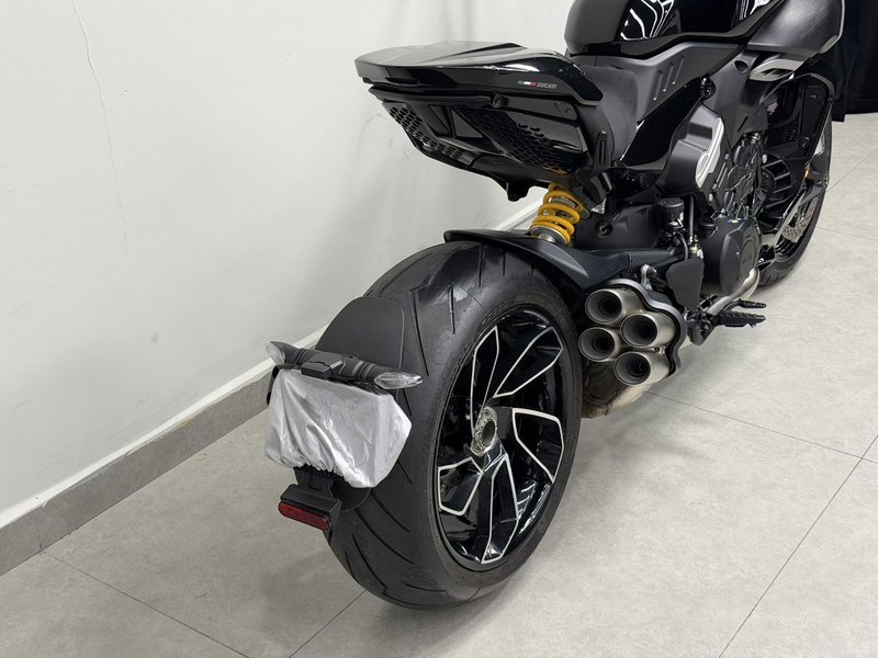 二手杜卡迪Diavel V4