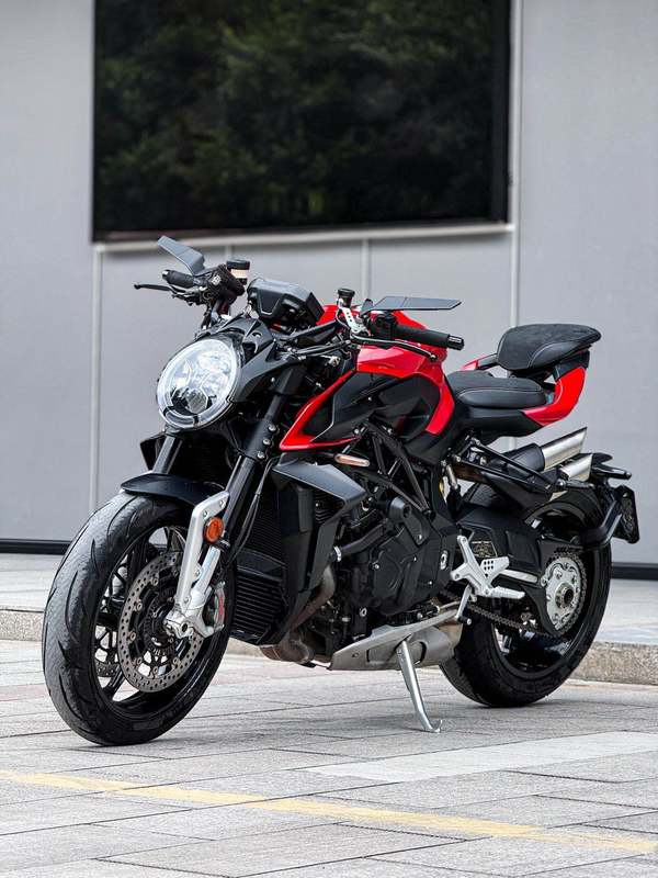 二手奥古斯塔Brutale 1000