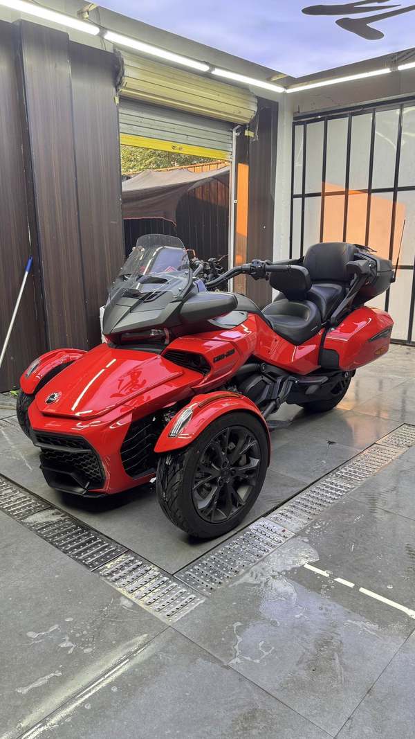 二手庞巴迪Spyder F3 