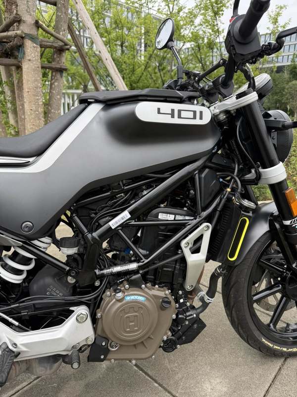 二手HUSQVARNA黑箭 401