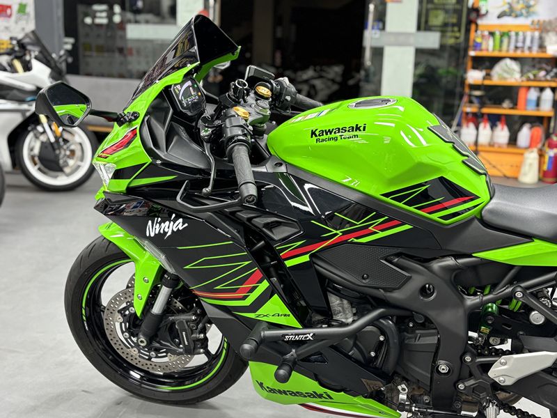 二手川崎ZX-4R