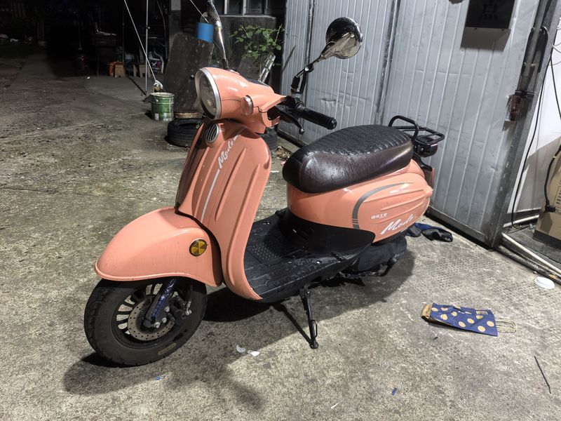 二手嘉鹏甲壳虫125