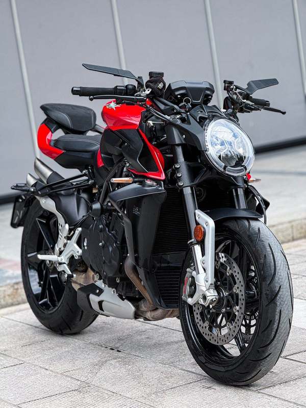 二手奥古斯塔Brutale 1000