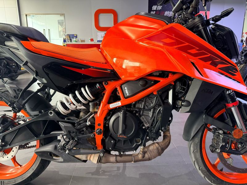 二手KTMR2R390 Duke
