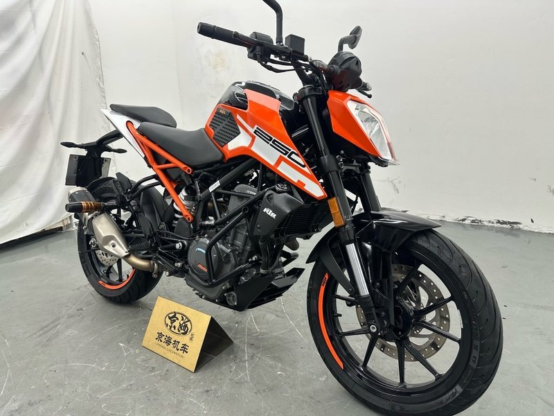 二手KTMR2R250 Duke