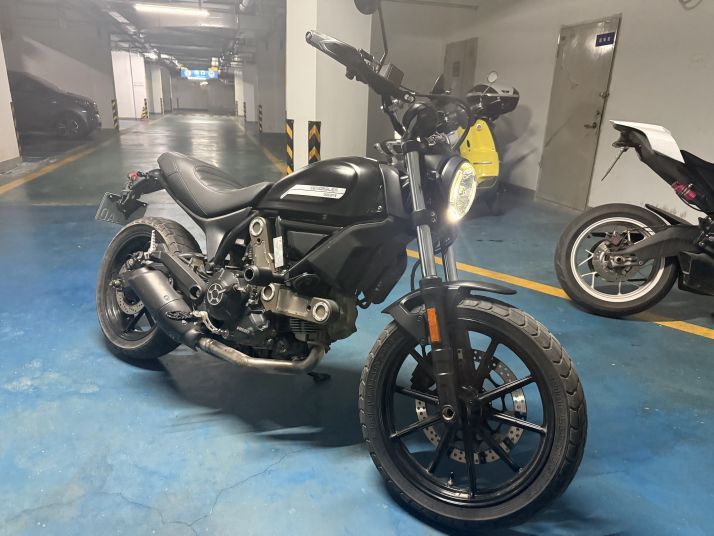 二手杜卡迪Scrambler Sixty2