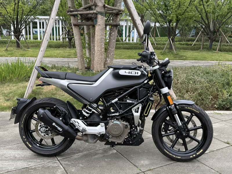 二手HUSQVARNA黑箭 401