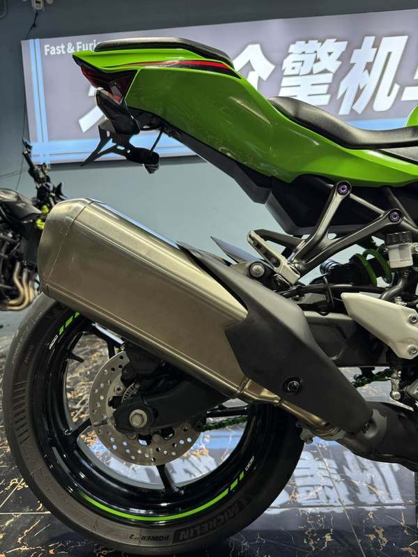 二手川崎ZX-4R