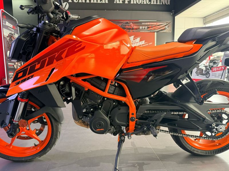 二手KTMR2R390 Duke