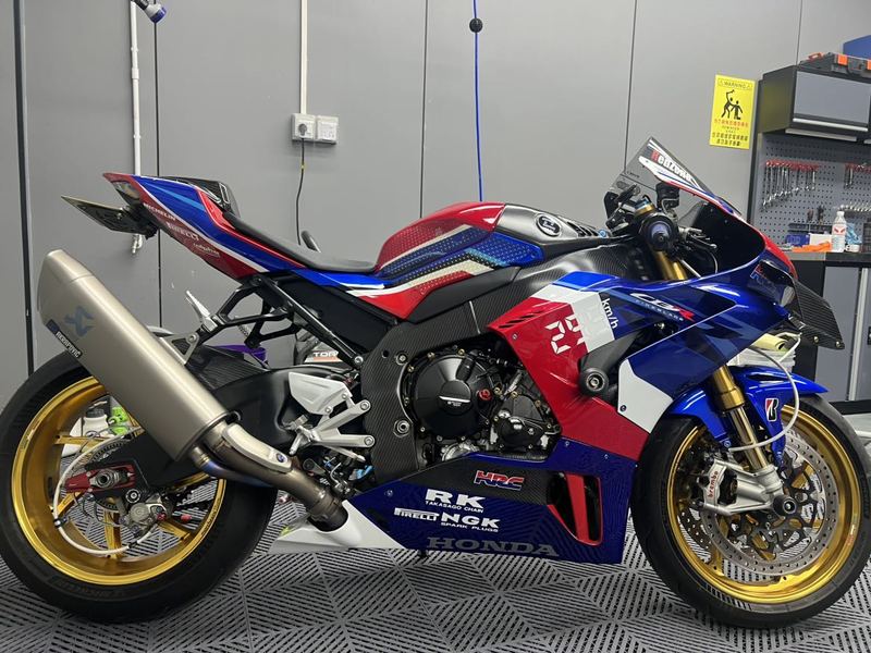 二手本田CBR 1000 RR-R