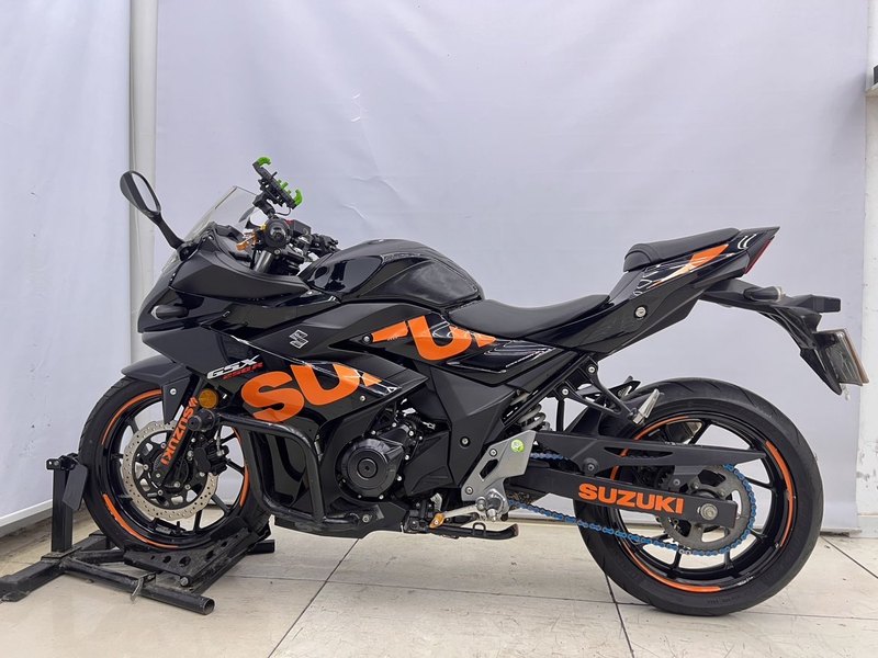 二手豪爵铃木GSX250R