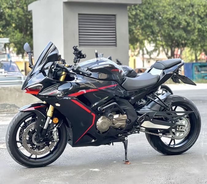二手QJMOTOR赛600