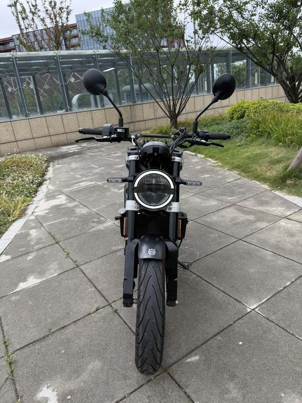二手HUSQVARNA黑箭 401