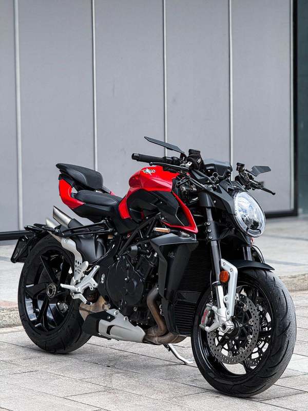 二手奥古斯塔Brutale 1000