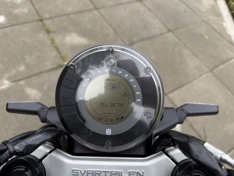 二手HUSQVARNA黑箭 401