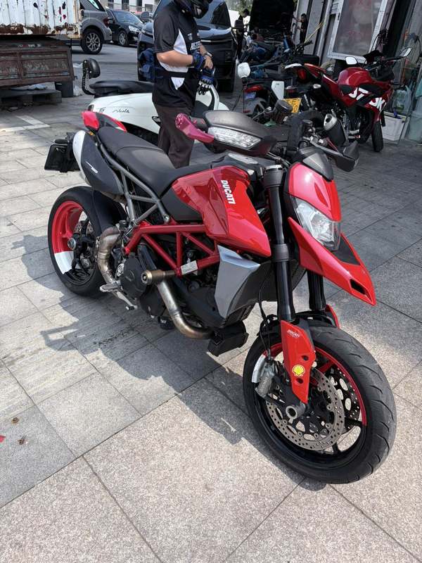 二手杜卡迪Hypermotard 950
