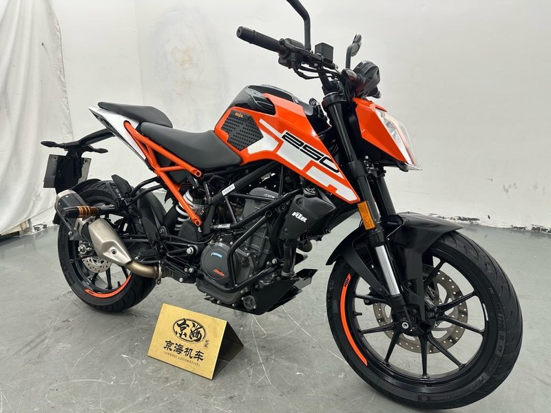二手KTMR2R250 Duke