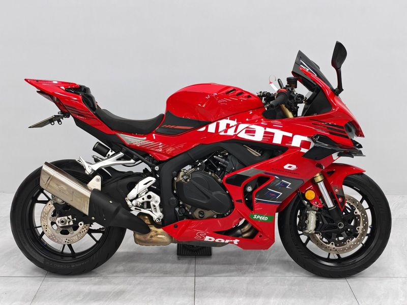二手QJMOTOR赛800
