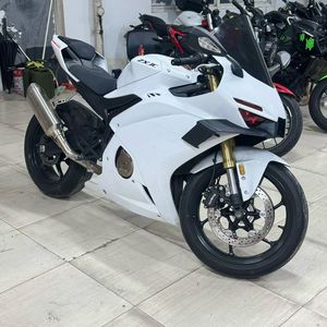 二手张雪机车500RR