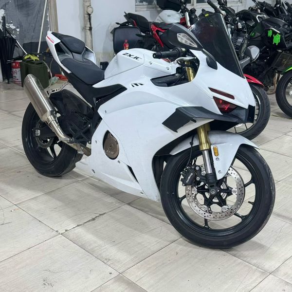 二手张雪机车500RR