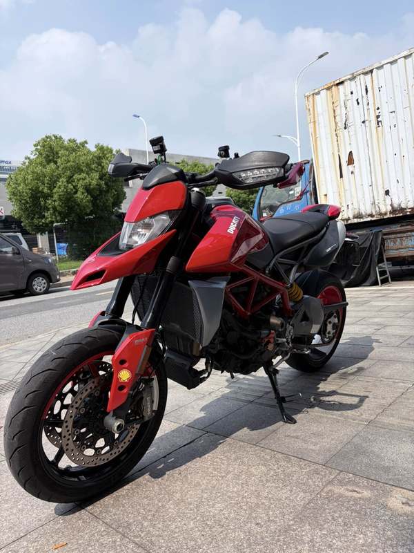 二手杜卡迪Hypermotard 950